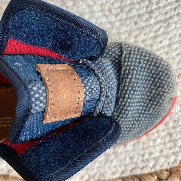 Toms Velcro Canvas shoes - Picture 6 of 9